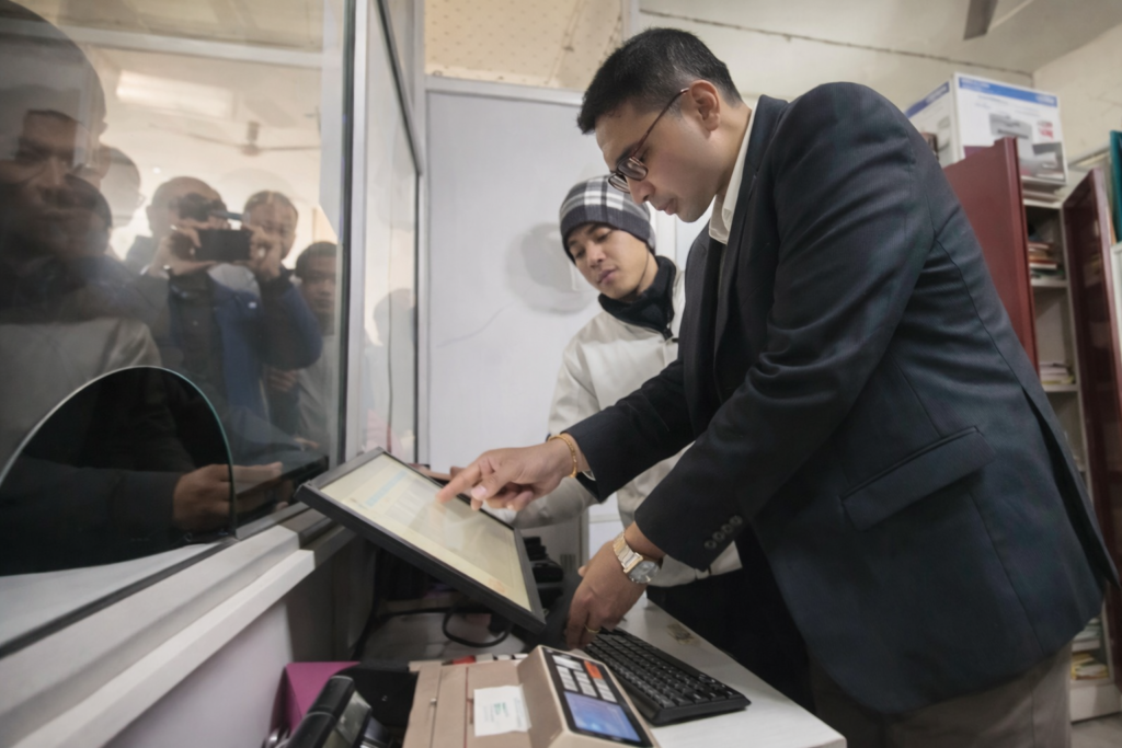 जिलाधिकारी सविन बंसल ऋषिकेश